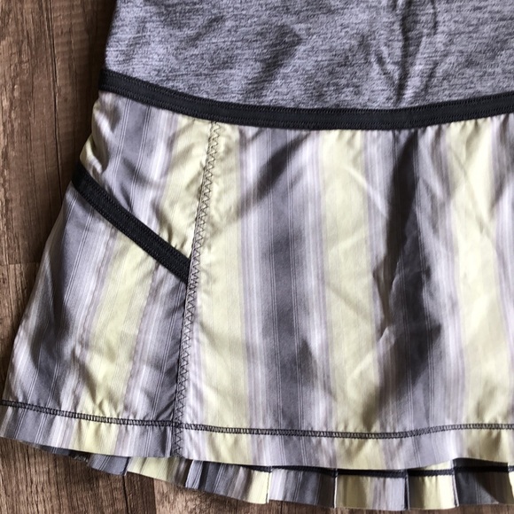 Lululemon Reflective Gray Citron Tennis Athletic Skirt Rare 6 - Picture 4 of 9